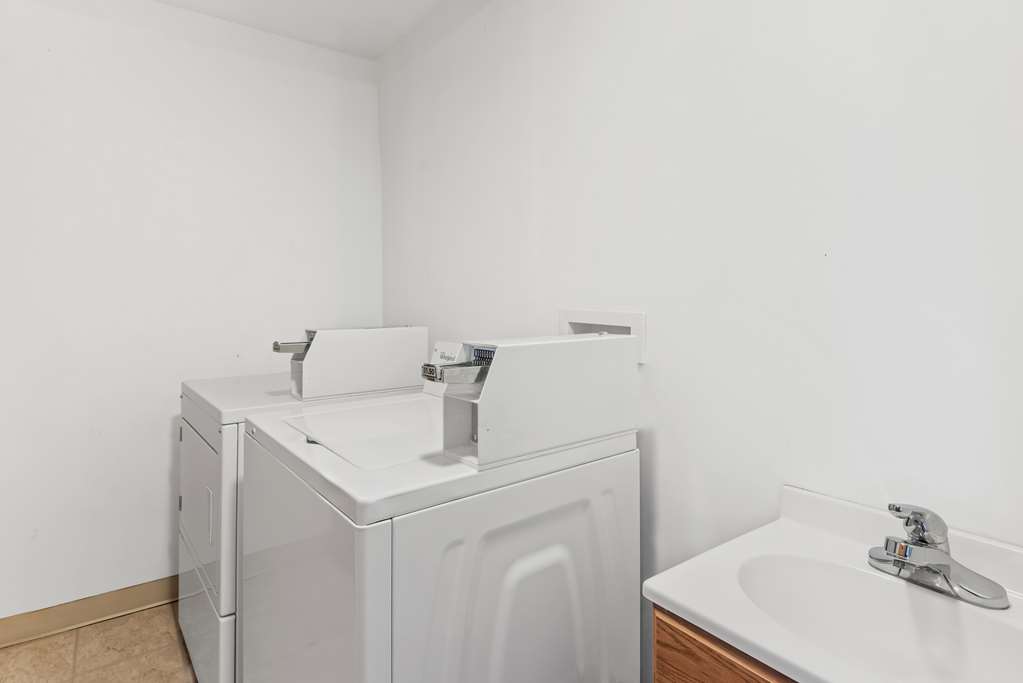 SureStay by Best Western Manchester Image