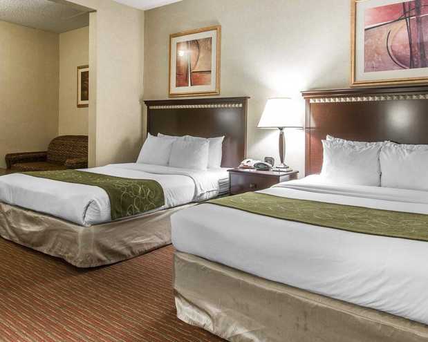 Images Comfort Suites