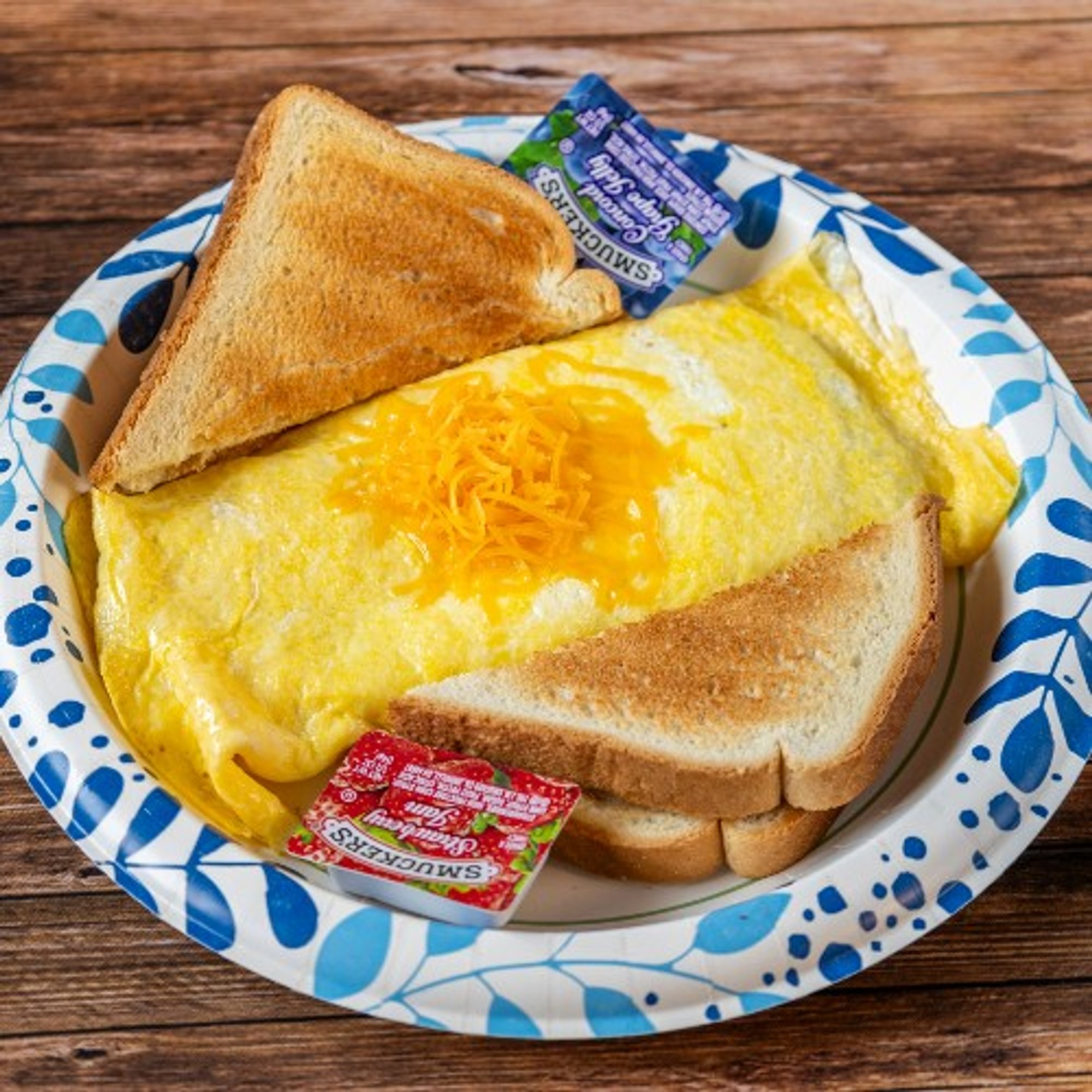 Goetta and Cheese Omelet with Toast