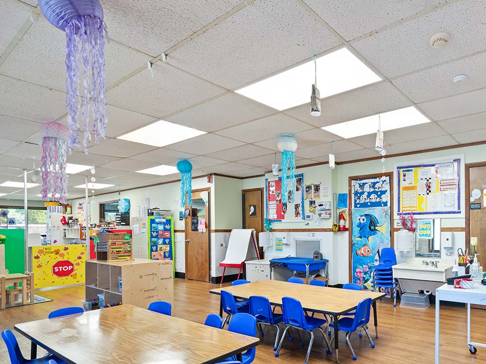 Skyrise School on Coronado Road Image