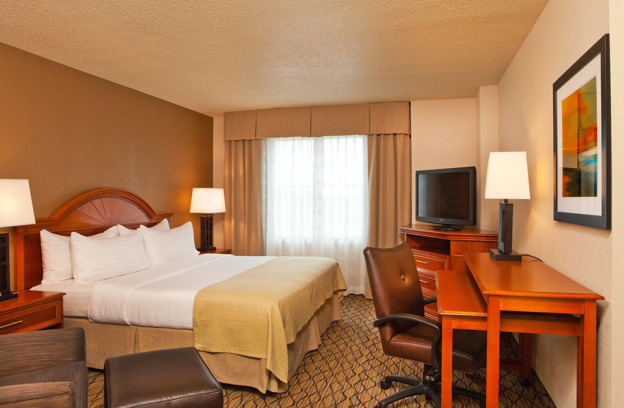 Holiday Inn Atlanta Airport South Photo