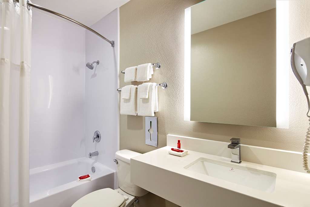 SureStay by Best Western San Diego Pacific Beach Image