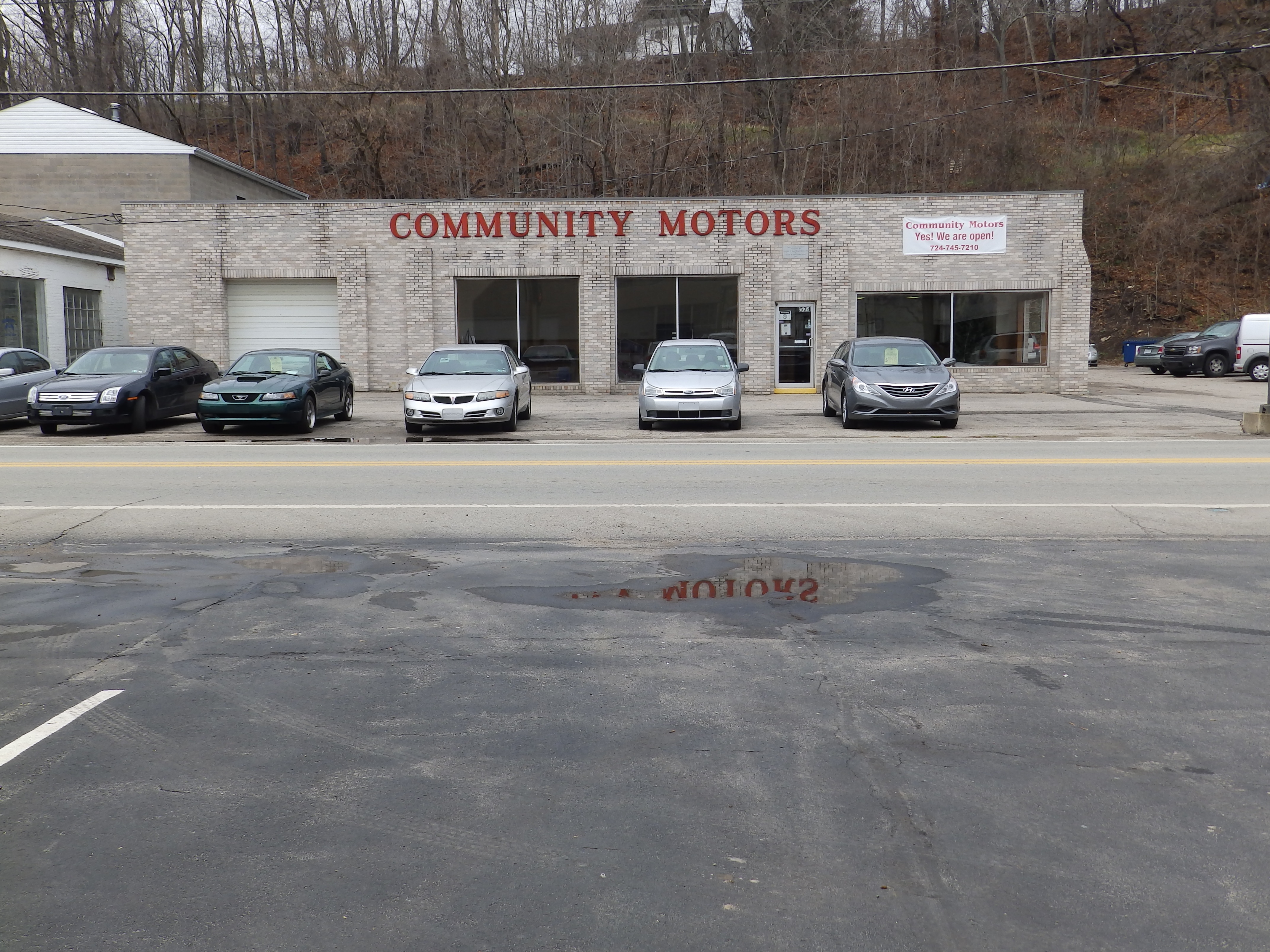 Community Motors Photo