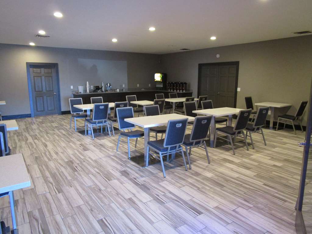 SureStay Plus by Best Western Point Richmond Image