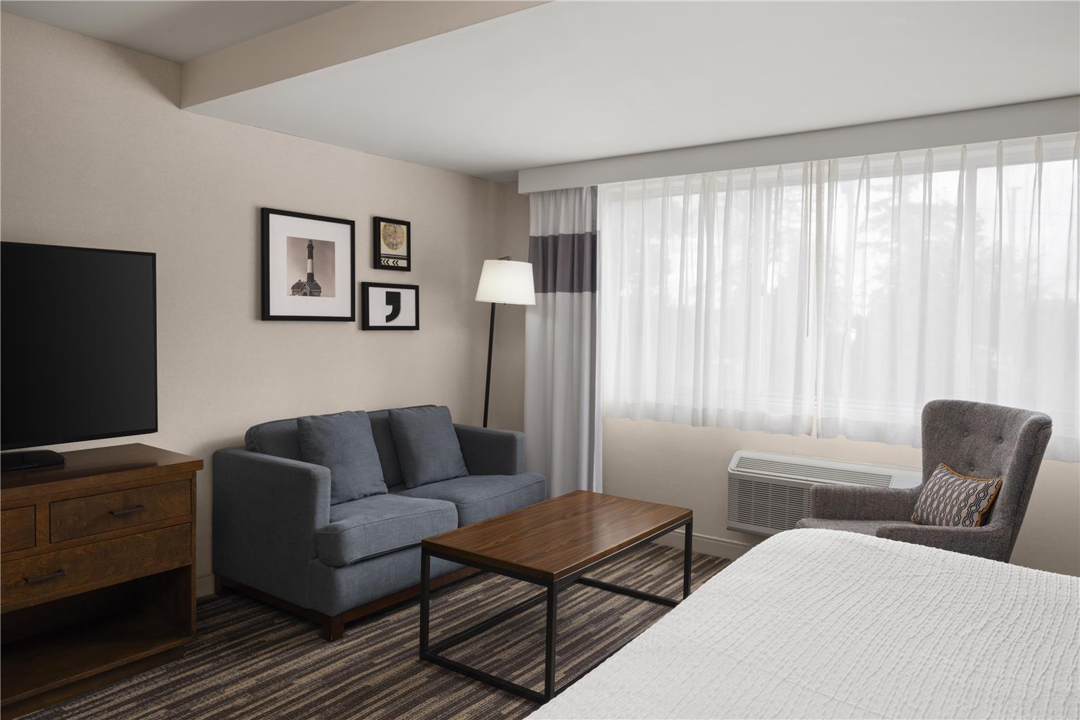 Best Western Premier Plainview-Long Island Hotel Image