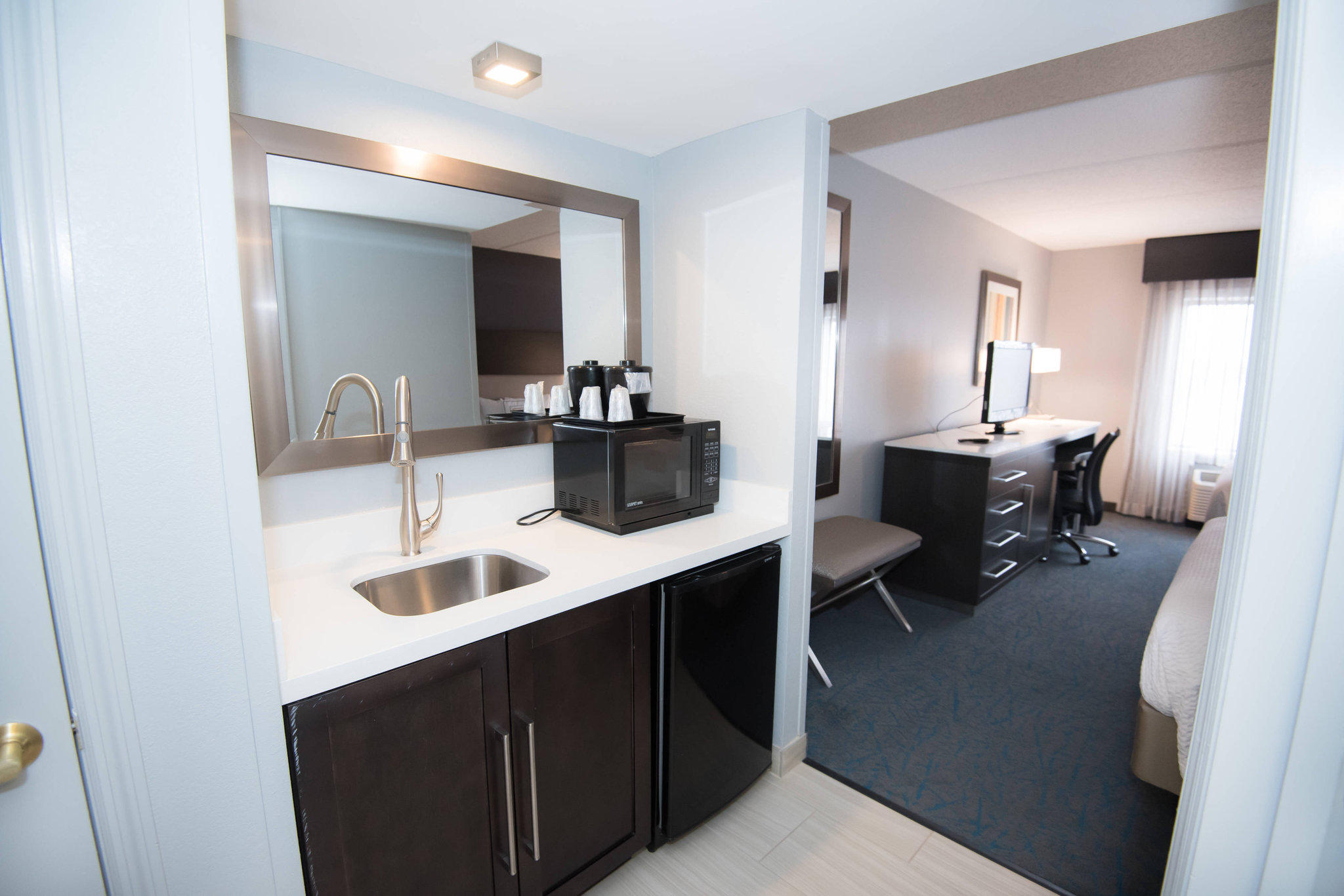 Fairfield Inn & Suites by Marriott Atlanta Airport North Photo