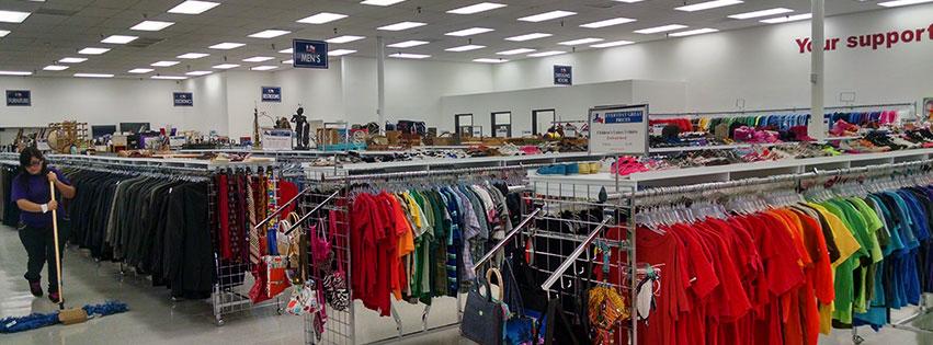 Goodwill Thrift Store & Donation Center – Pearland Plaza Image