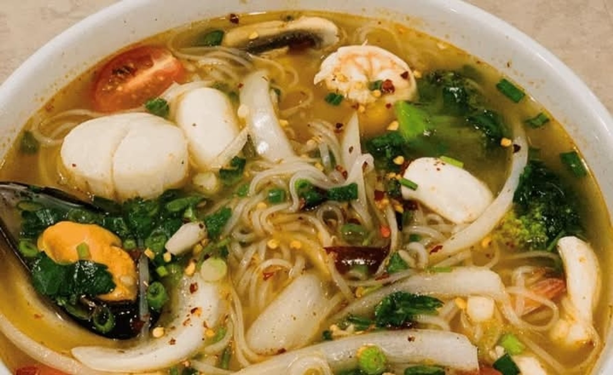 Tom Yum Noodle Seafood Soup