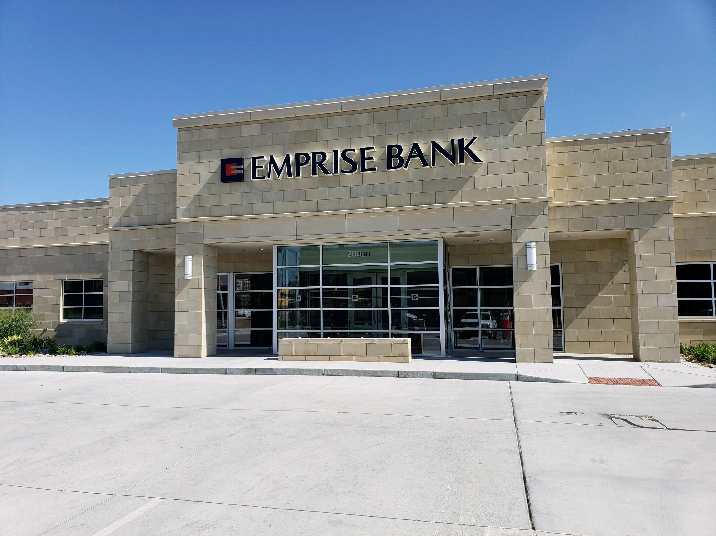 Emprise Bank Photo