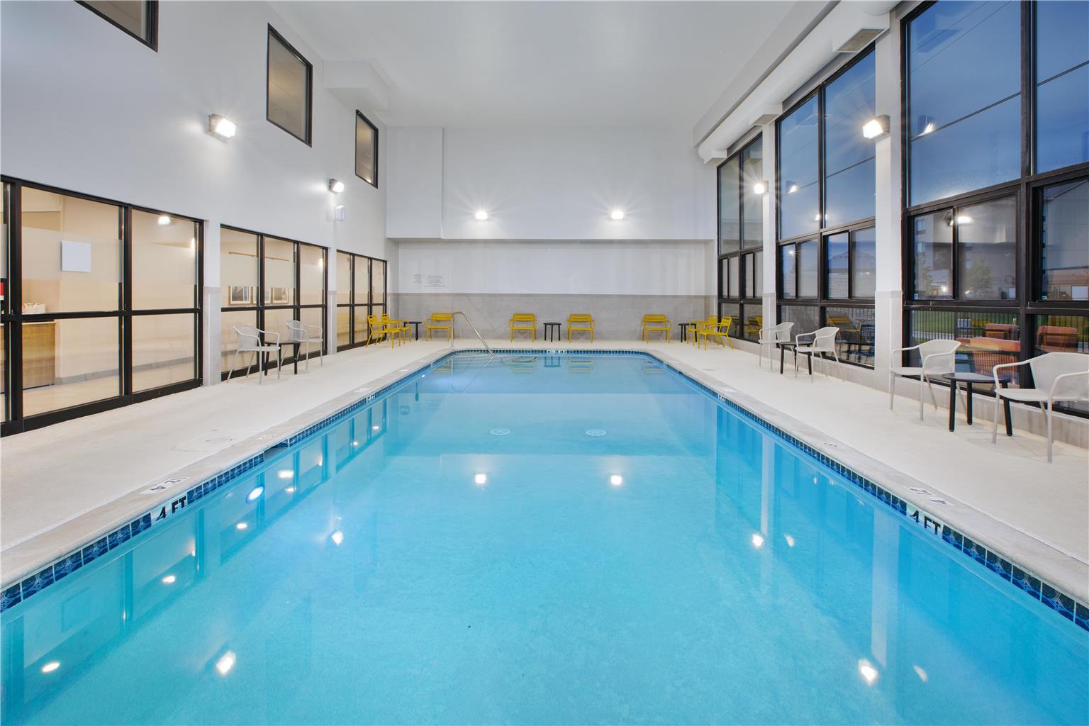 Hampton Inn Detroit/Belleville-Airport Area Image