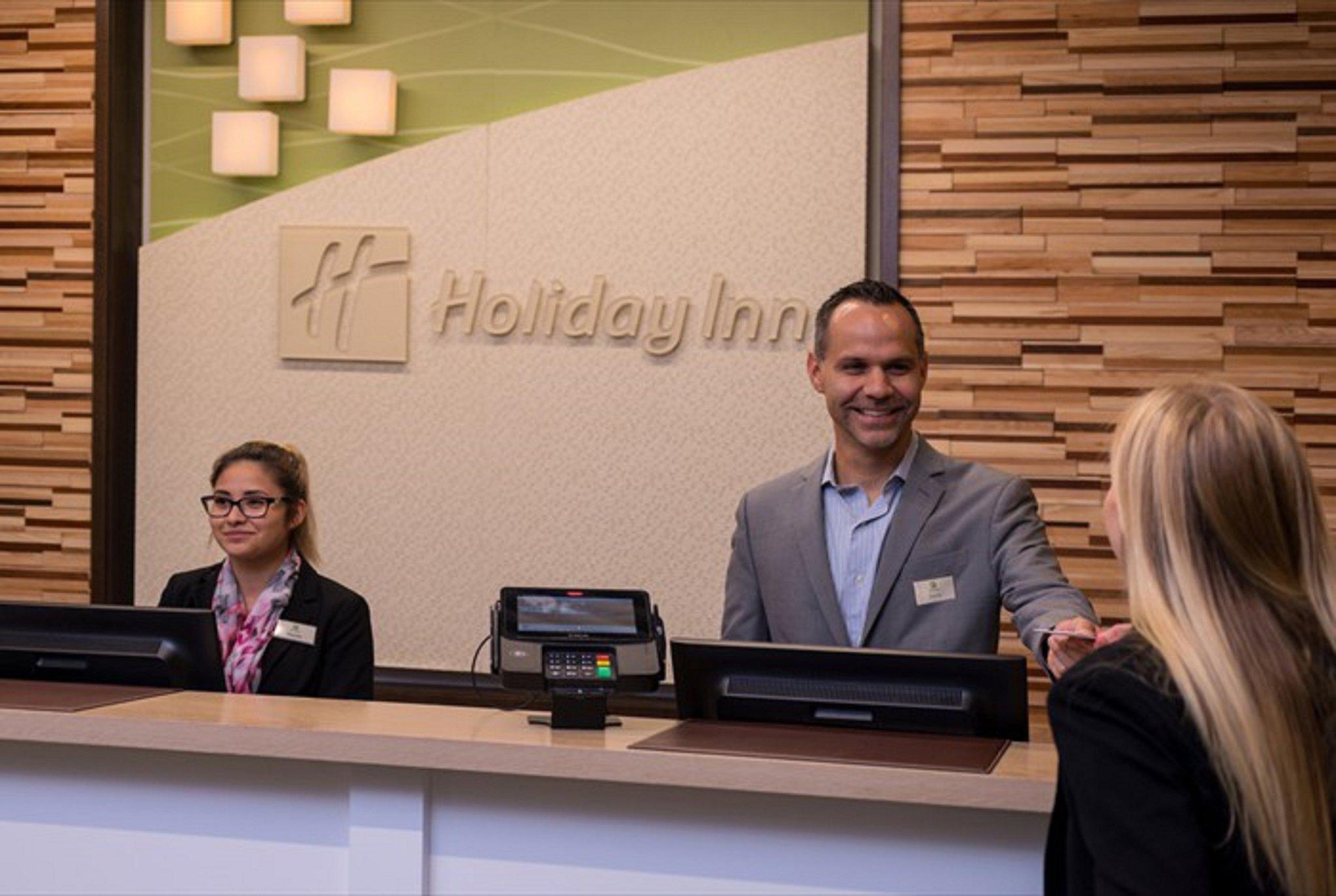 Holiday Inn & Suites Chicago O'Hare - Rosemont Photo