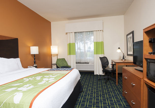 Images Fairfield Inn by Marriott East Lansing