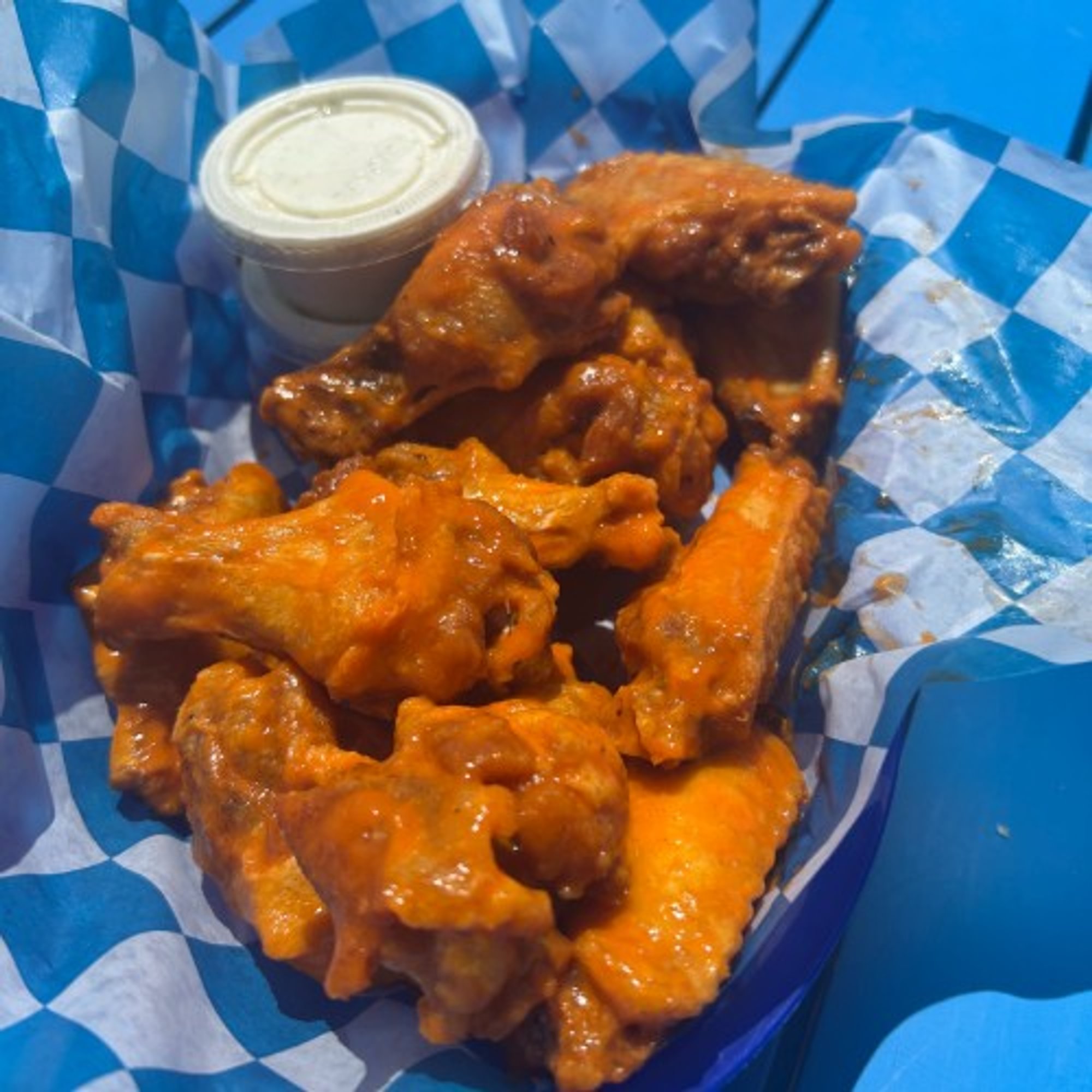 Traditional Chicken Wings (12 Count)
