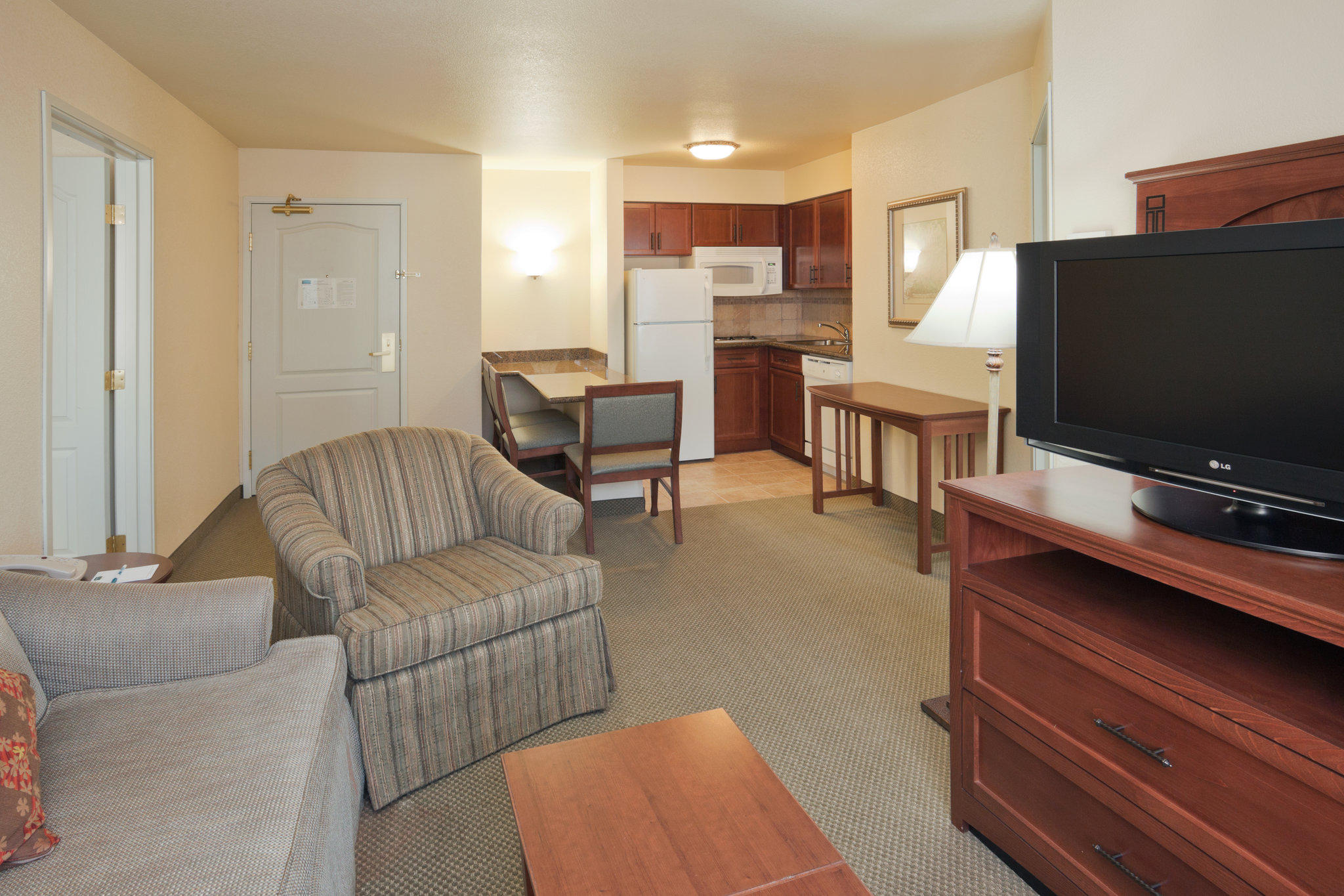 Staybridge Suites Sacramento Airport Natomas Photo