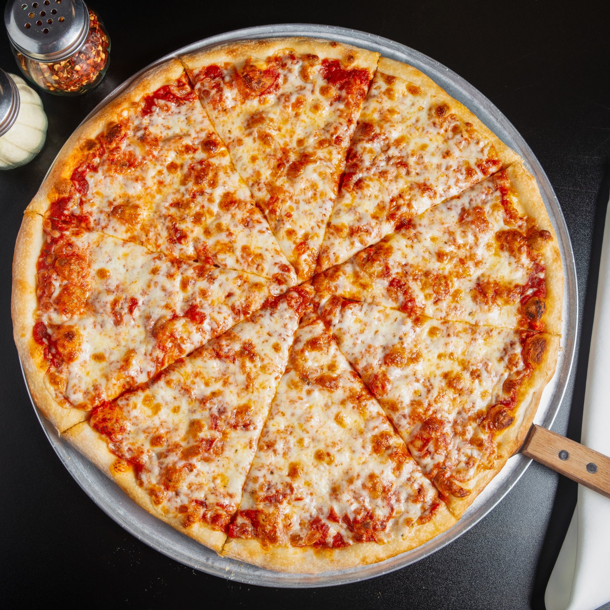 18" Cheese pizza