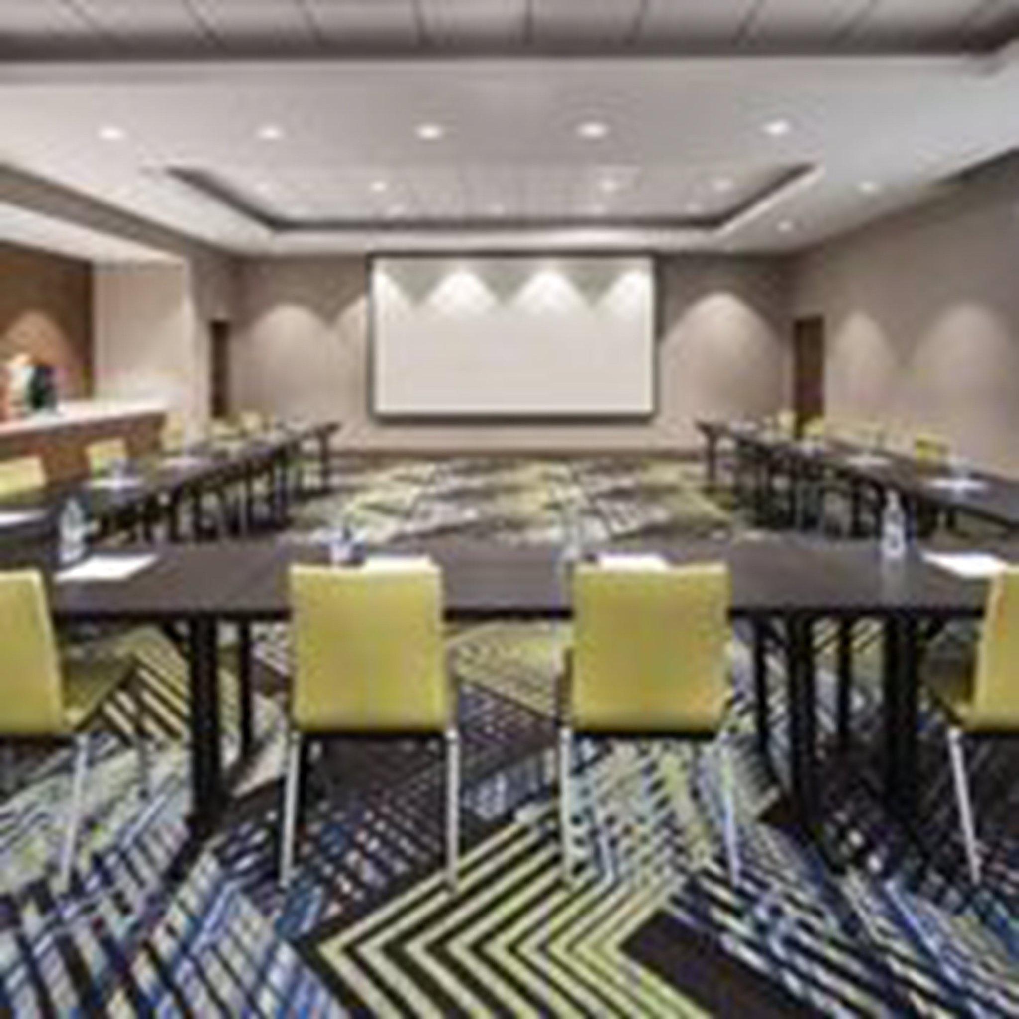 Holiday Inn Express & Suites Odessa I-20 Photo