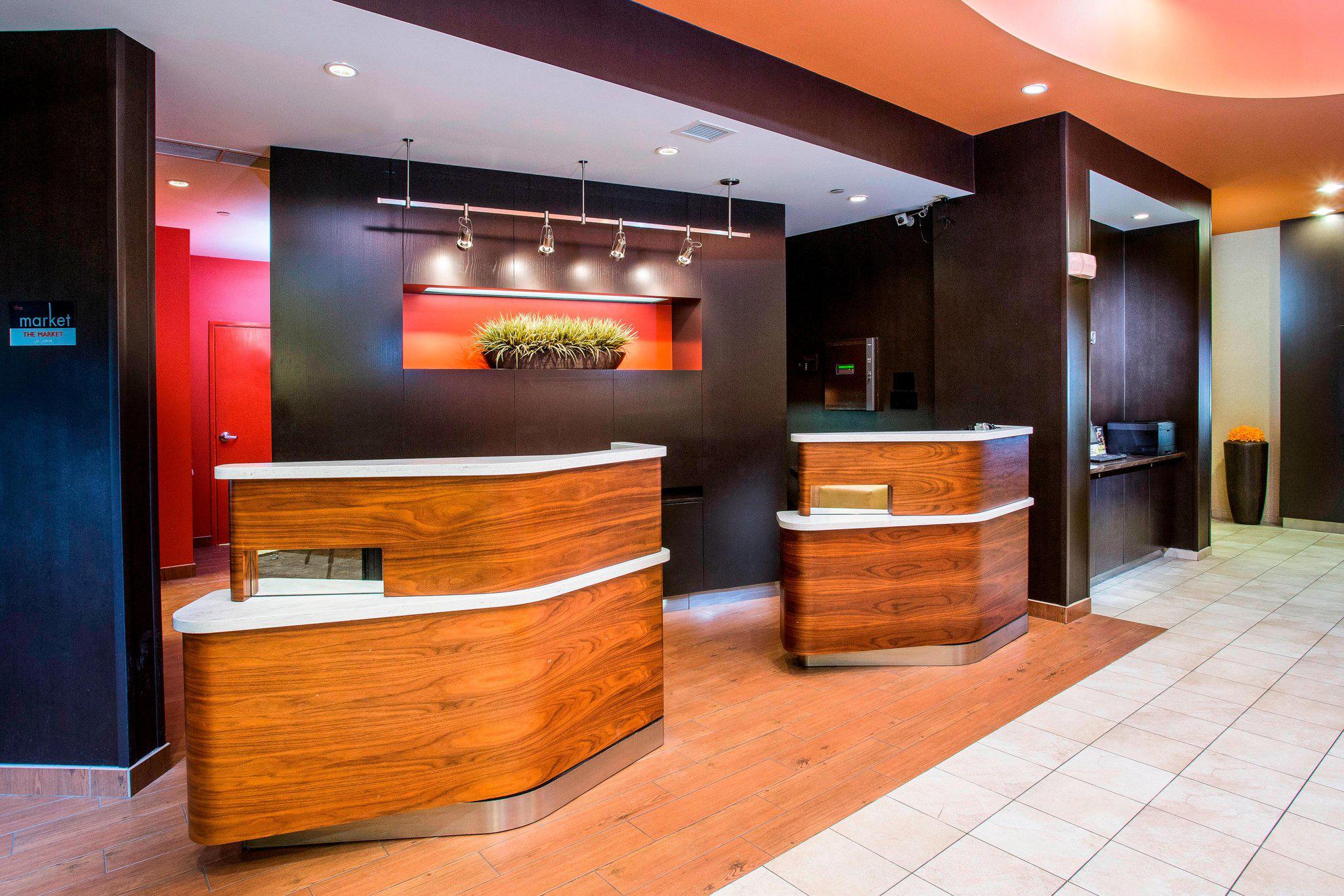 Courtyard by Marriott Peoria Photo