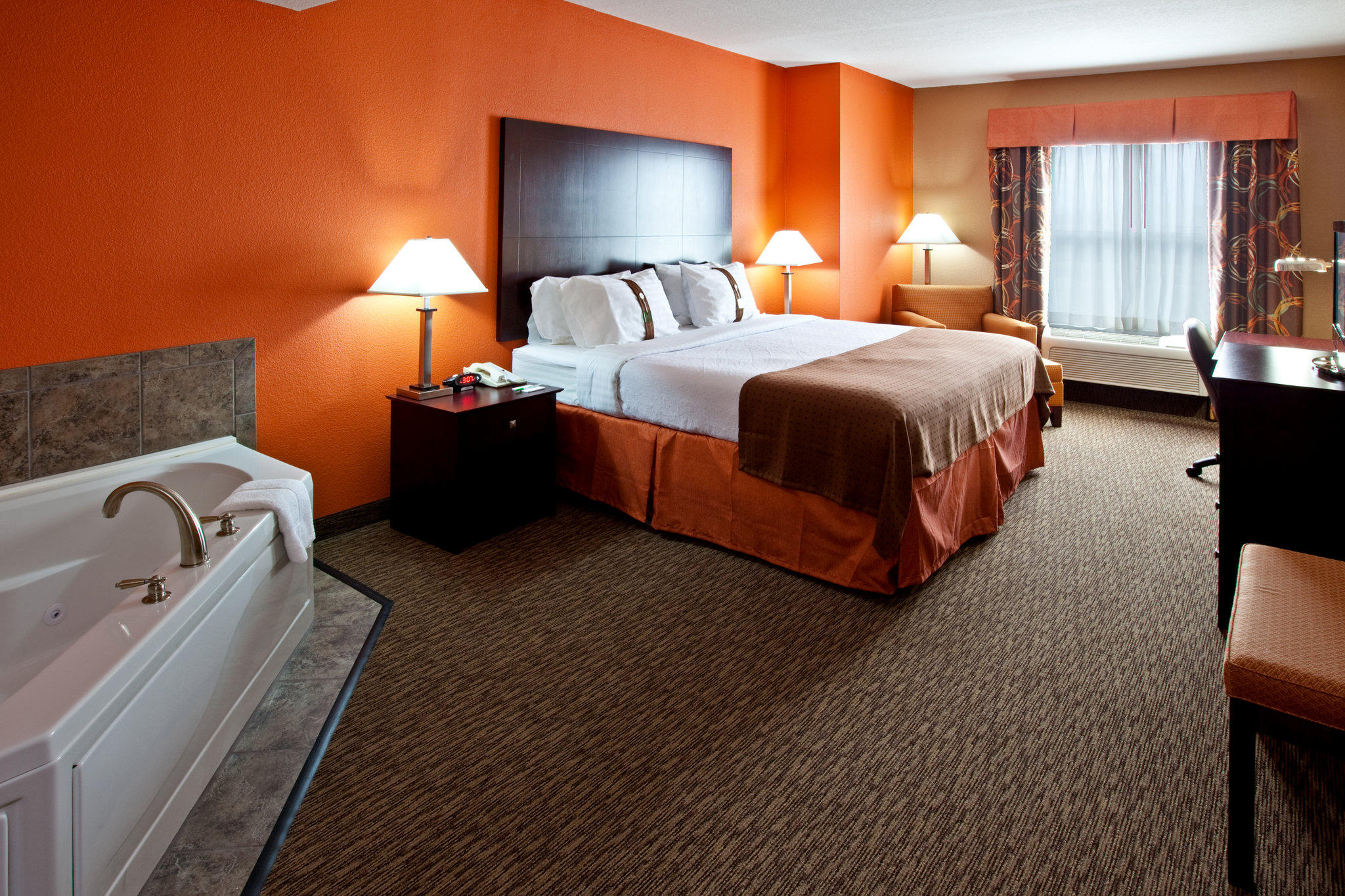 Holiday Inn Louisville Airport South Photo