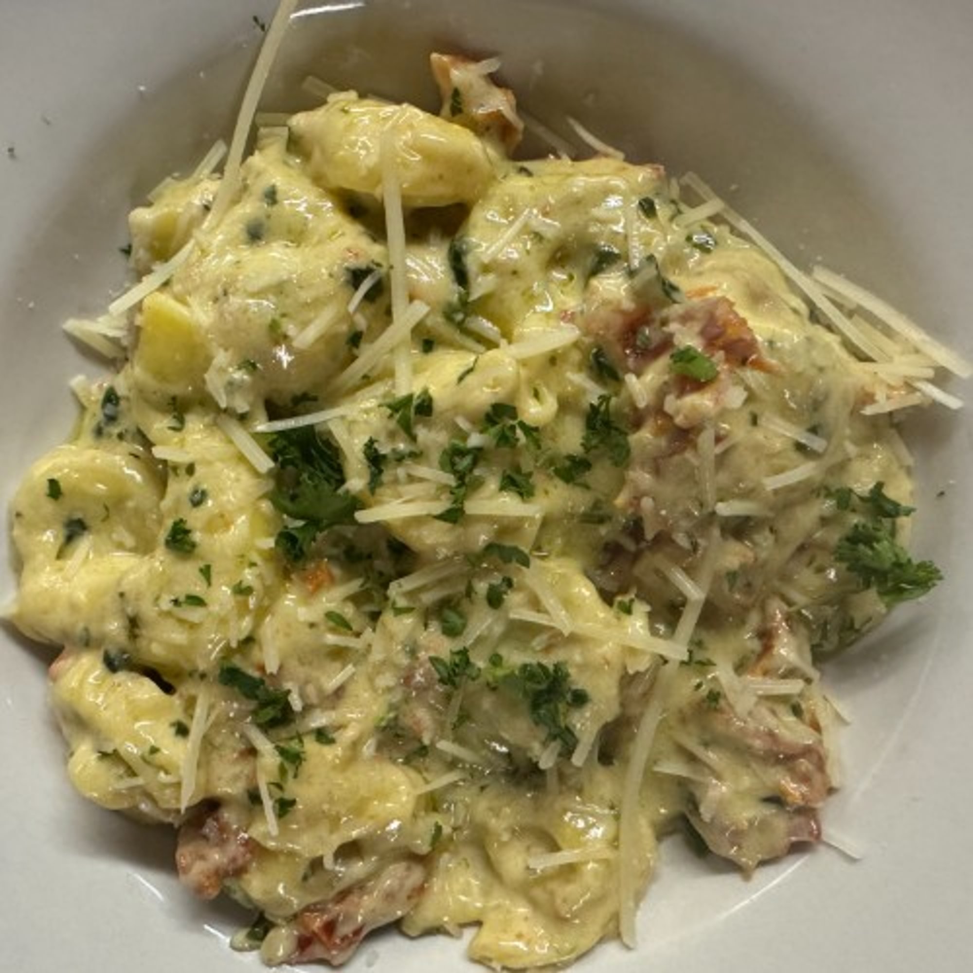 Pesto Tortellini