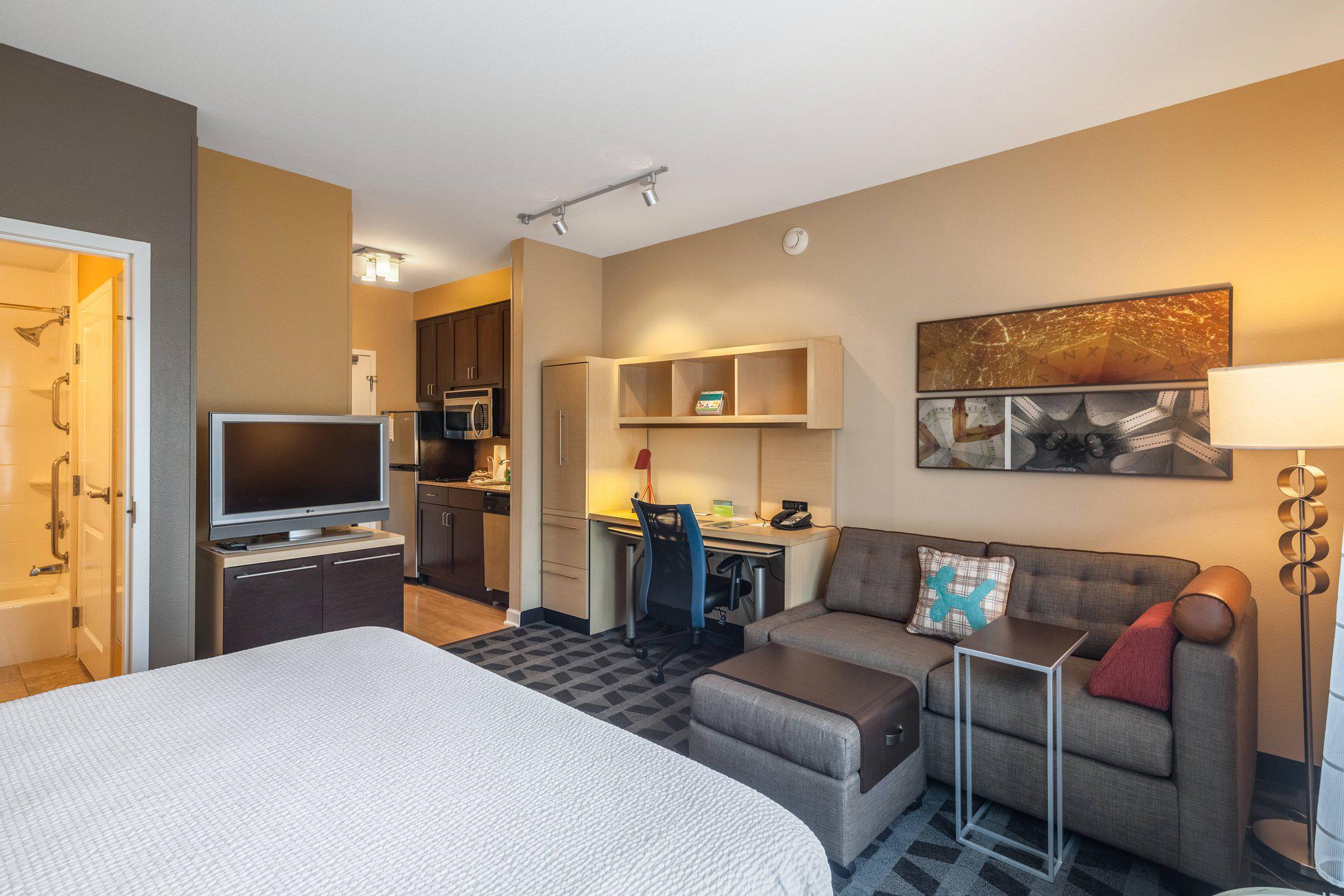 TownePlace Suites by Marriott Jacksonville Butler Boulevard Photo