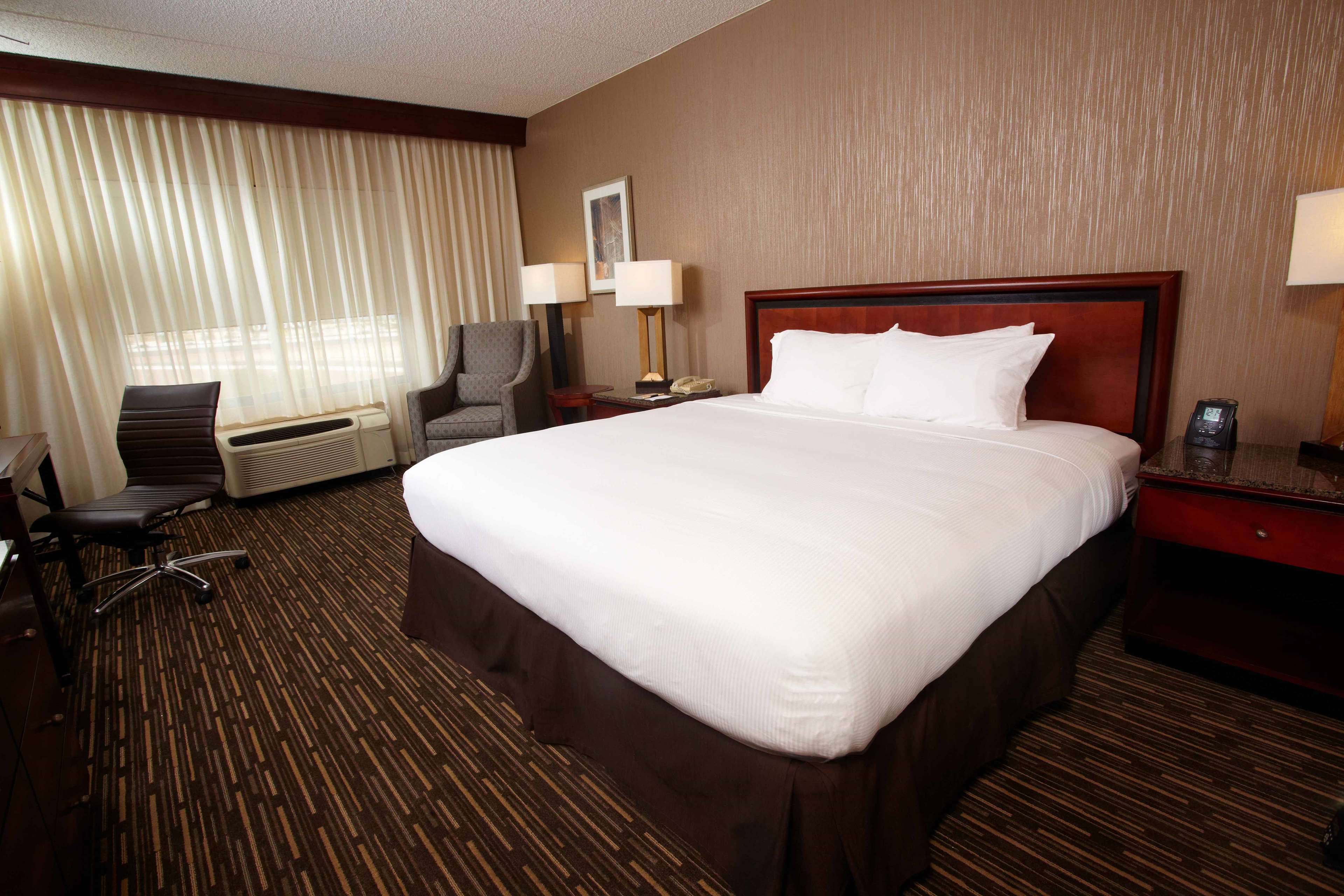 DoubleTree by Hilton Hotel Las Vegas Airport Photo