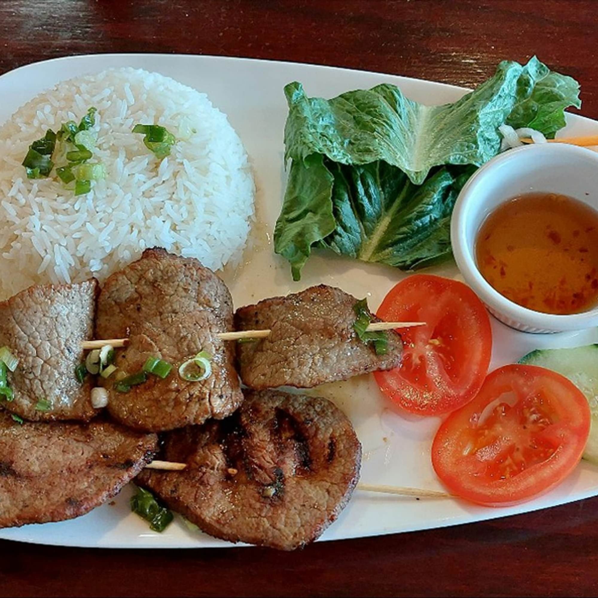R2. Rice with Grill Beef (Com Bo Nuong)