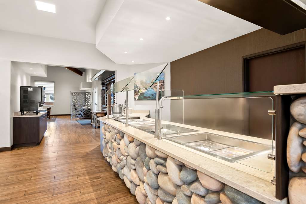 Best Western Sawtooth Inn & Suites Image