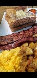 Bistro Big Breakfast (Waffles)