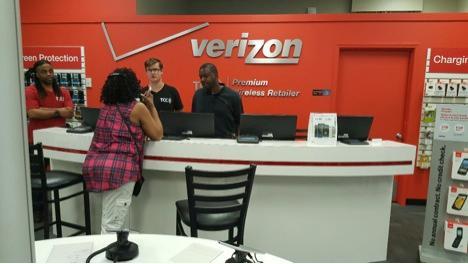 Verizon Authorized Retailer - TCC Photo