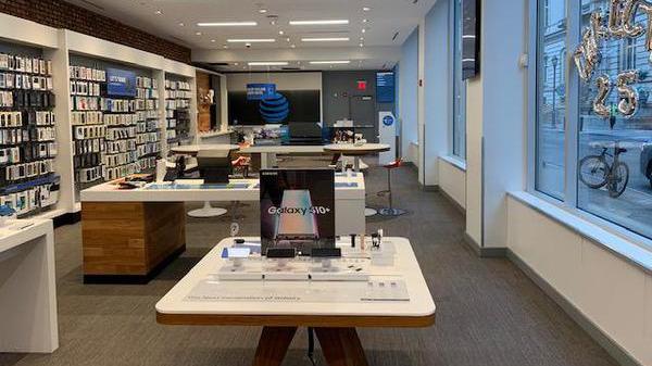 AT&T Store Photo