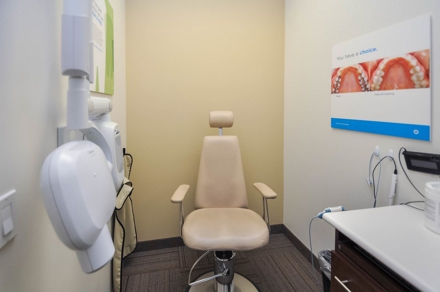 Henderson Modern Dentistry and Orthodontics Photo