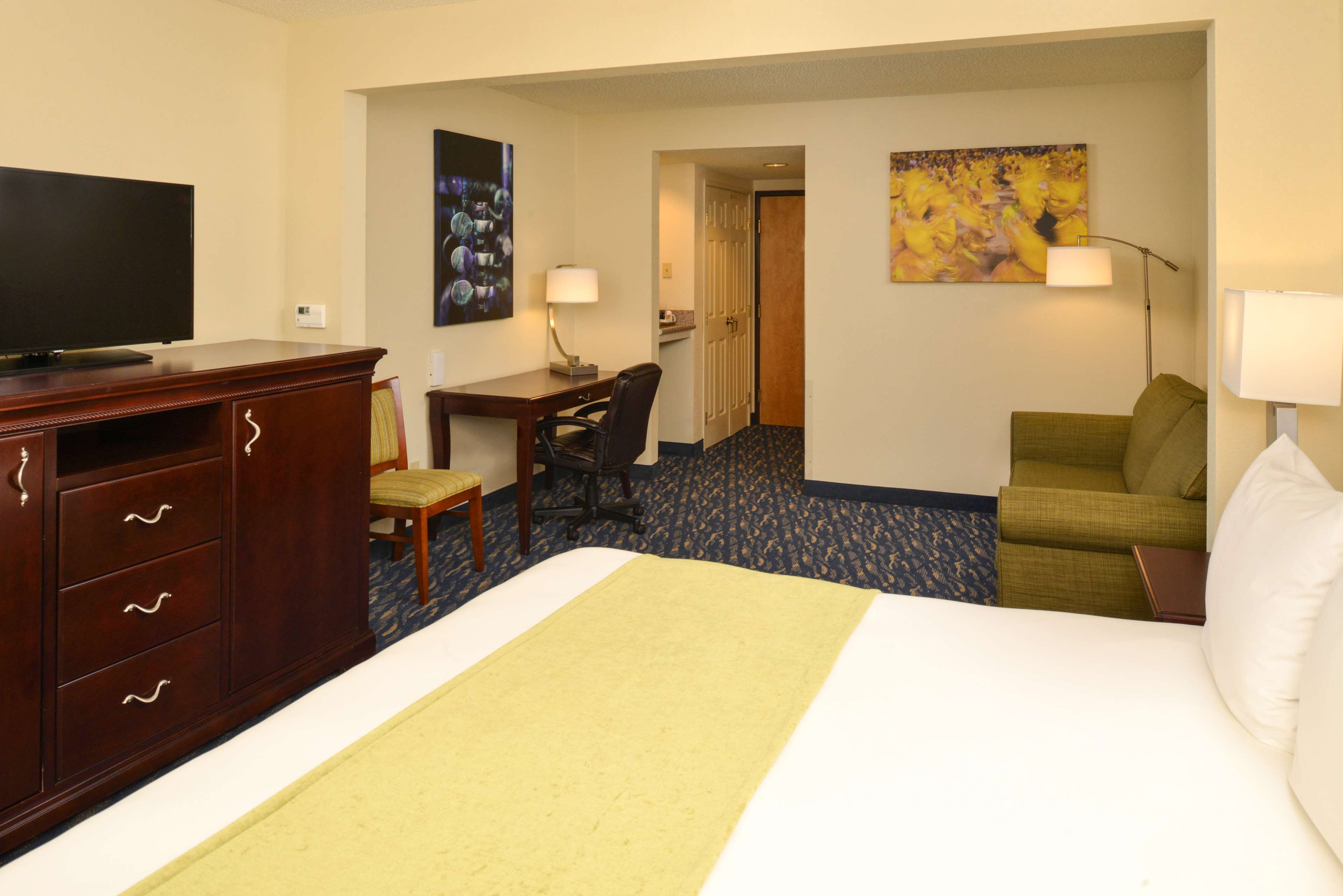 Radisson Hotel New Orleans Airport Photo