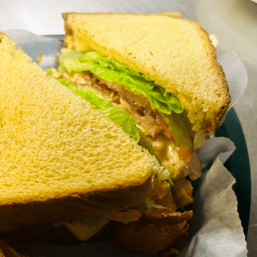 Club House Sammie
