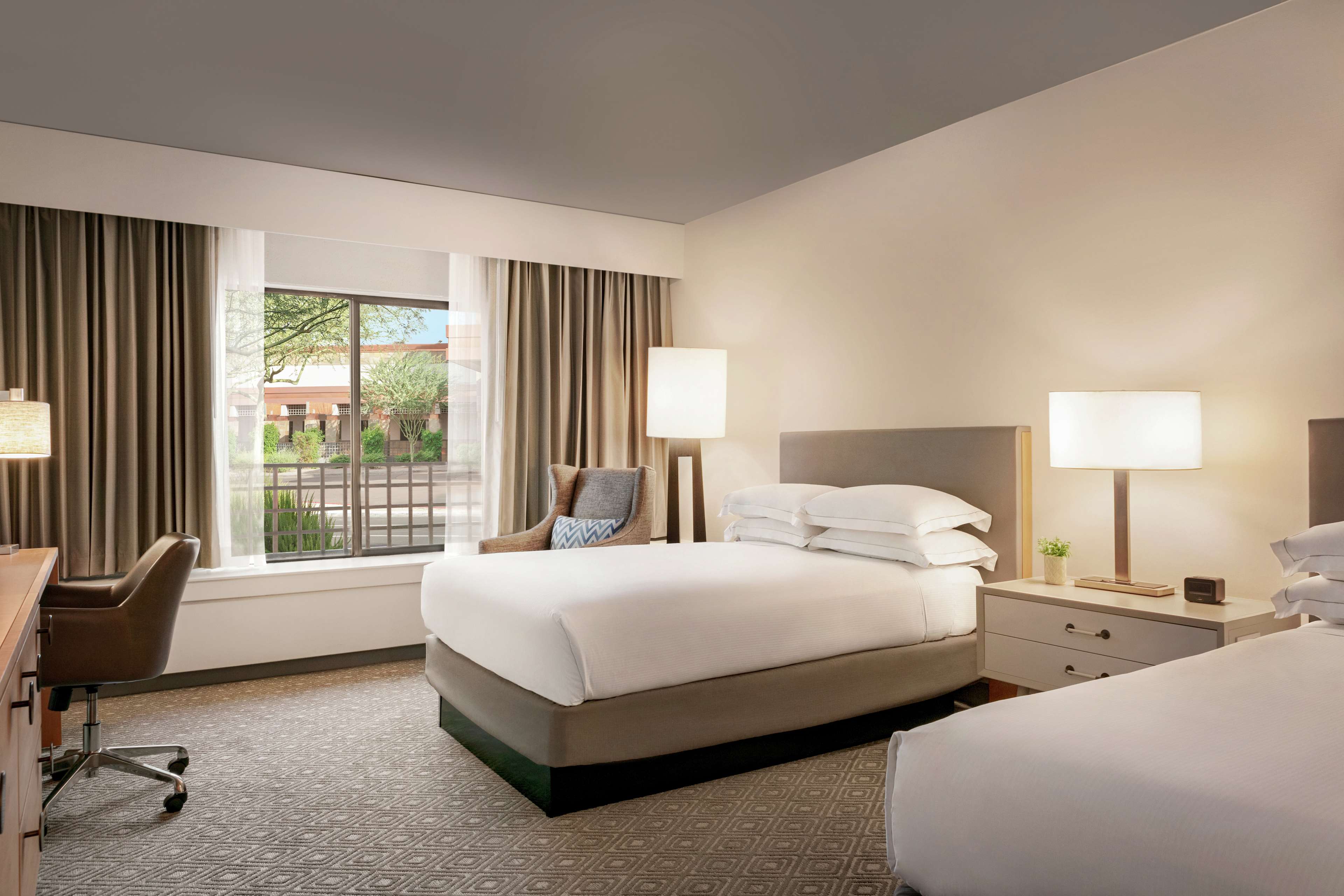 Hilton Scottsdale Resort & Villas Photo