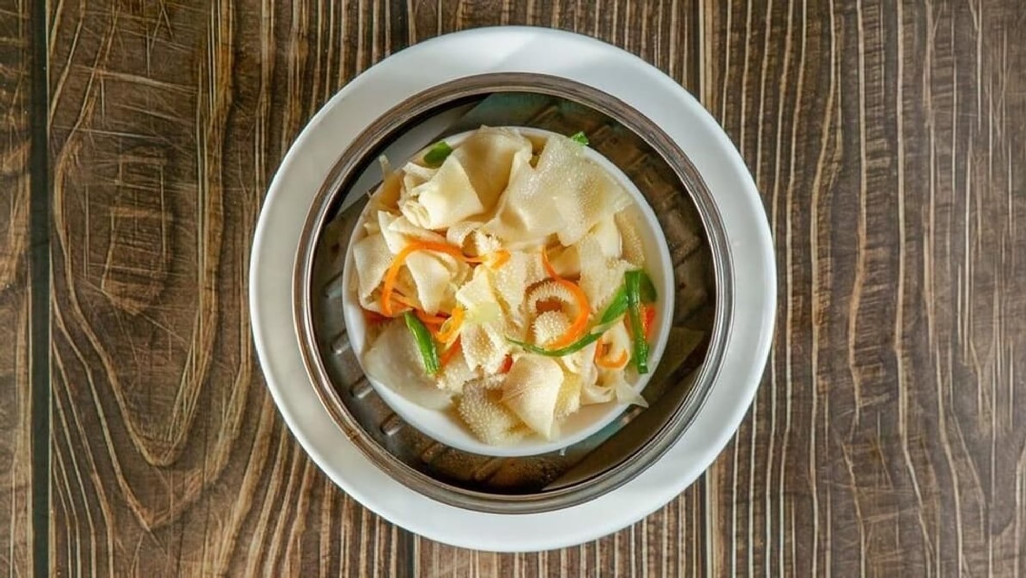 Ginger Scallion Beef Tripe / 七彩薑蔥腐乳蒸牛柏葉