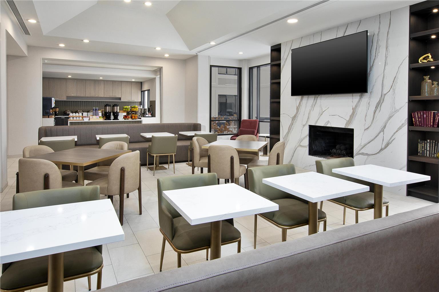 DoubleTree by Hilton Detroit Novi Image