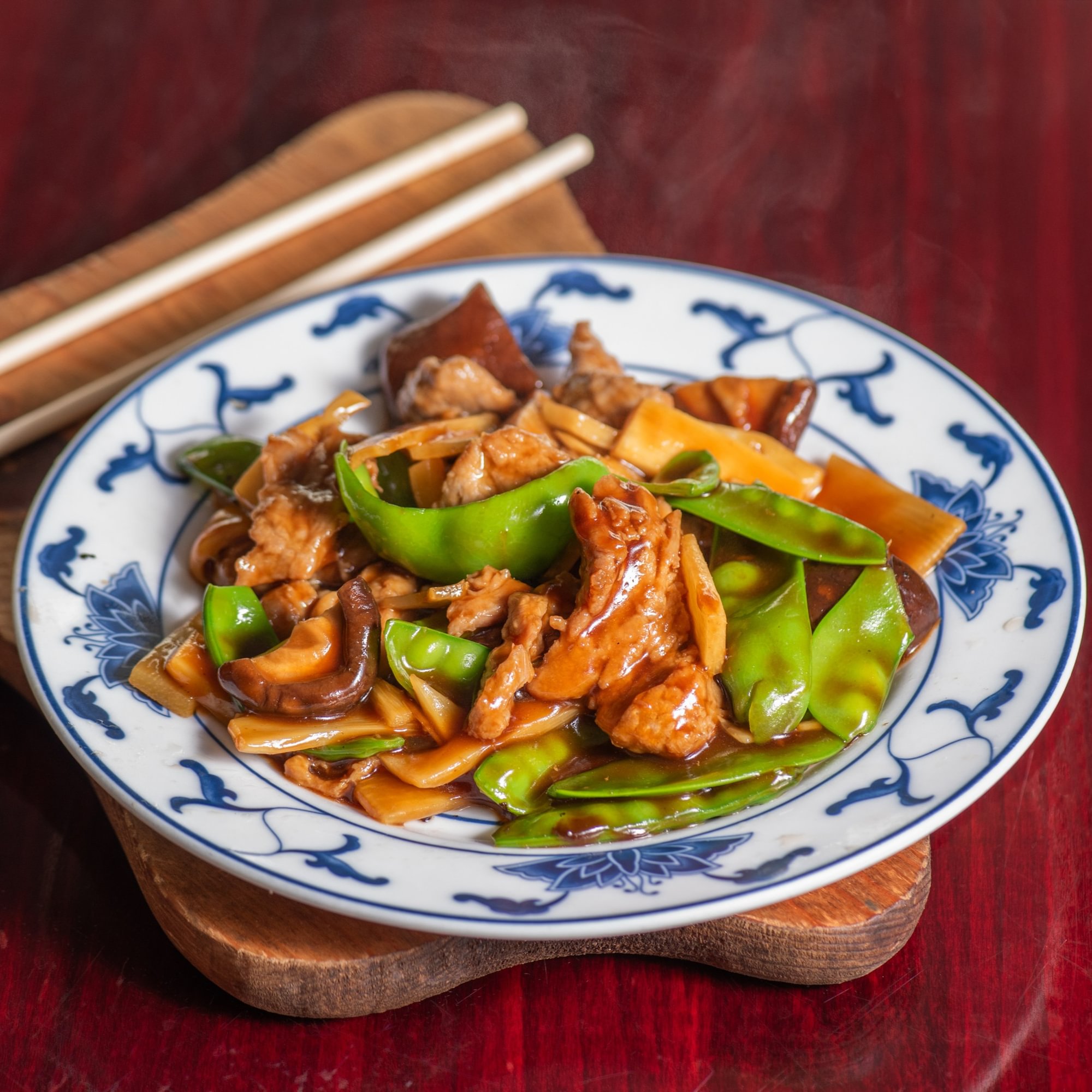 40. Beef w/ Bamboo Shoots, Chinese Mushrooms & Snow Peas