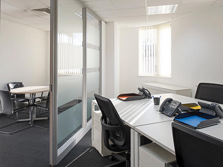 Images Regus - London Richmond Sheen Rd