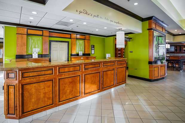 Images Hilton Garden Inn Kankakee