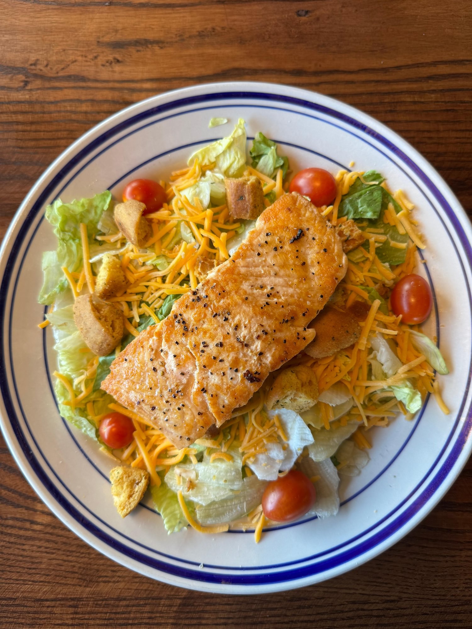 Salmon House Salad