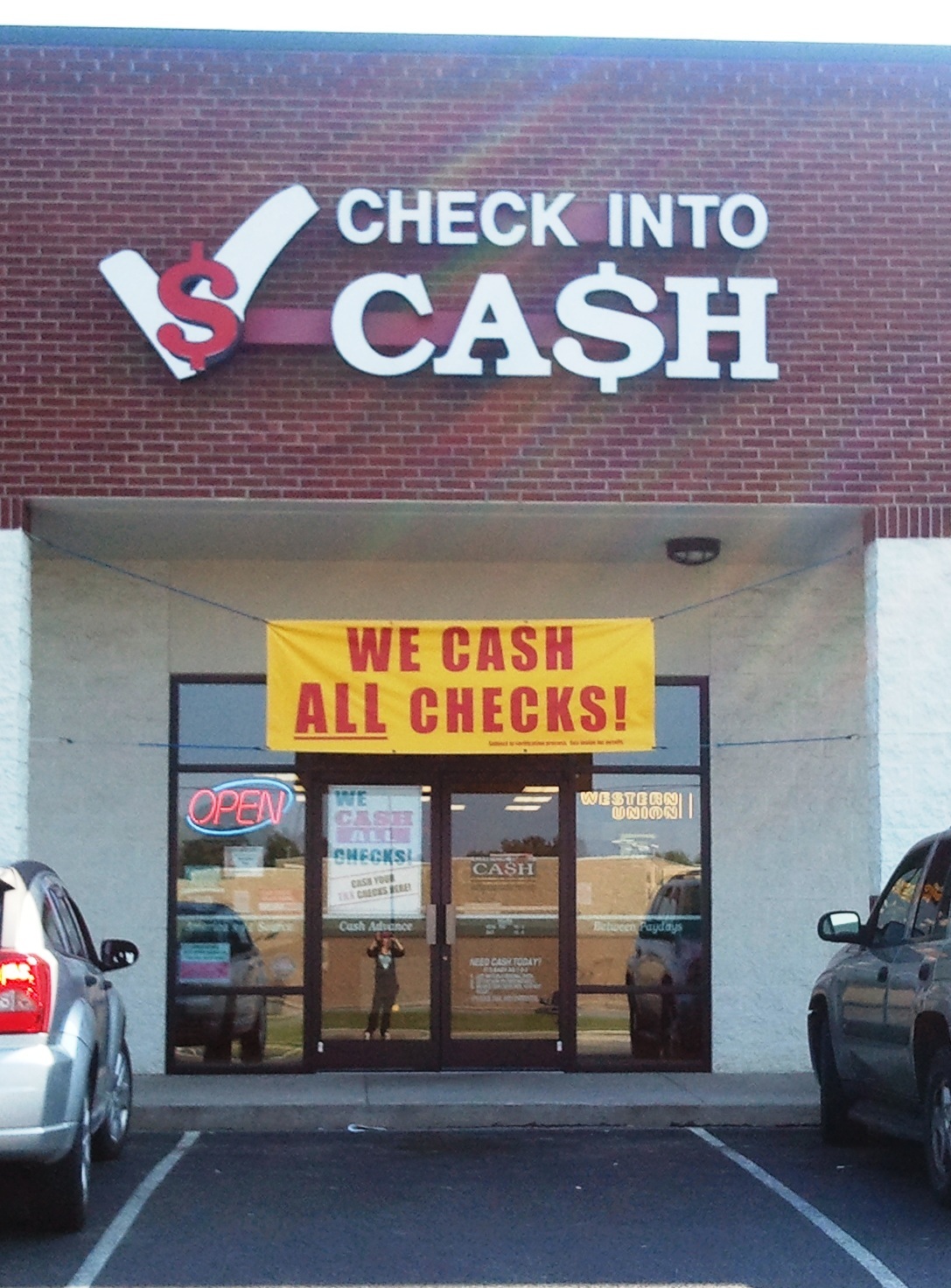 Check Into Cash Photo