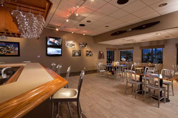 Images Best Western Plus Scottsdale Thunderbird Suites