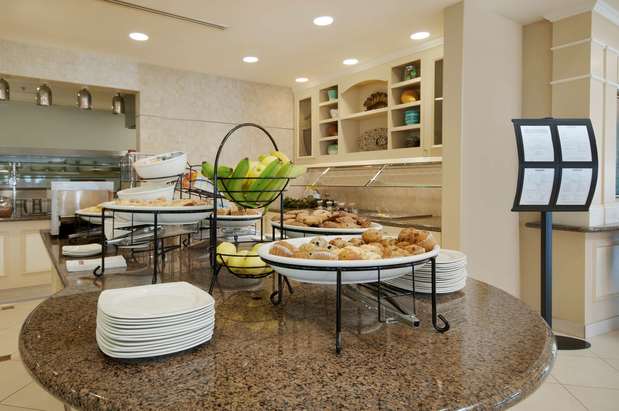 Images Hilton Garden Inn San Bernardino