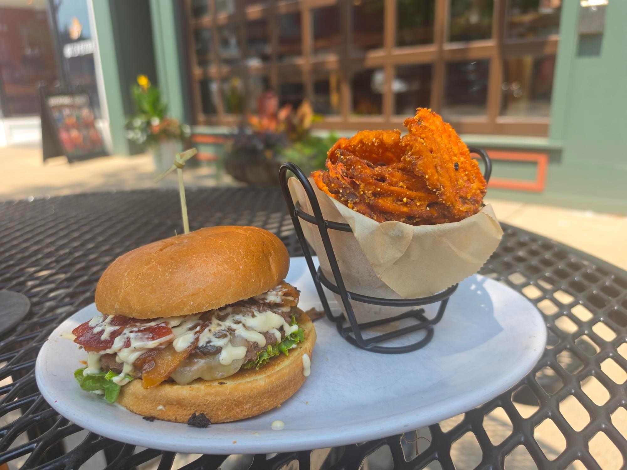 Trail Boss Elk Burger