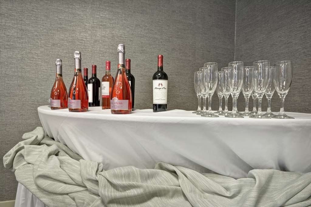 Hilton Garden Inn Panama City Image