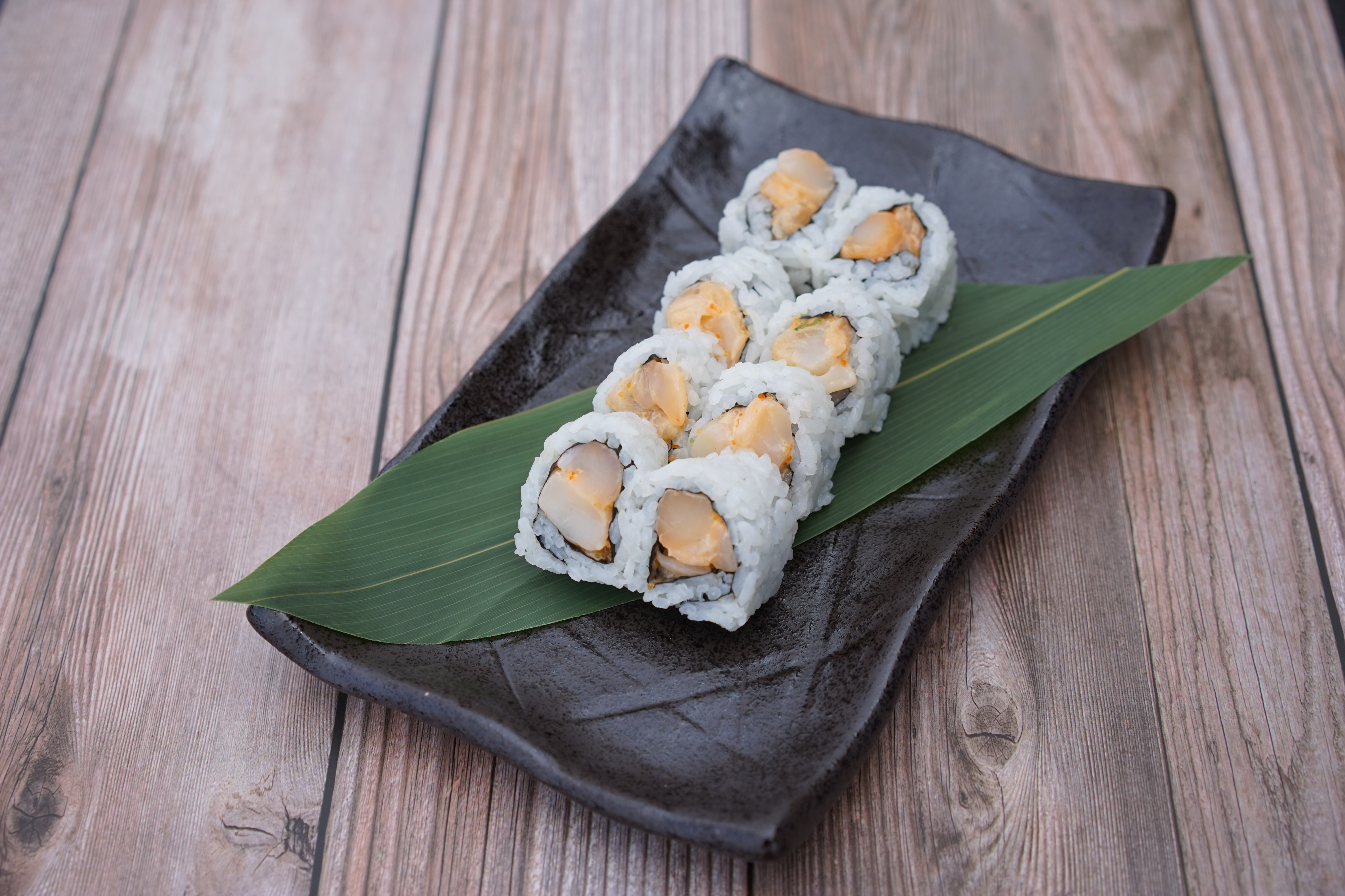 Spicy Scallop Roll