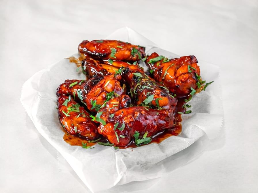 CHICKEN BBQ WINGS (6 Pcs)