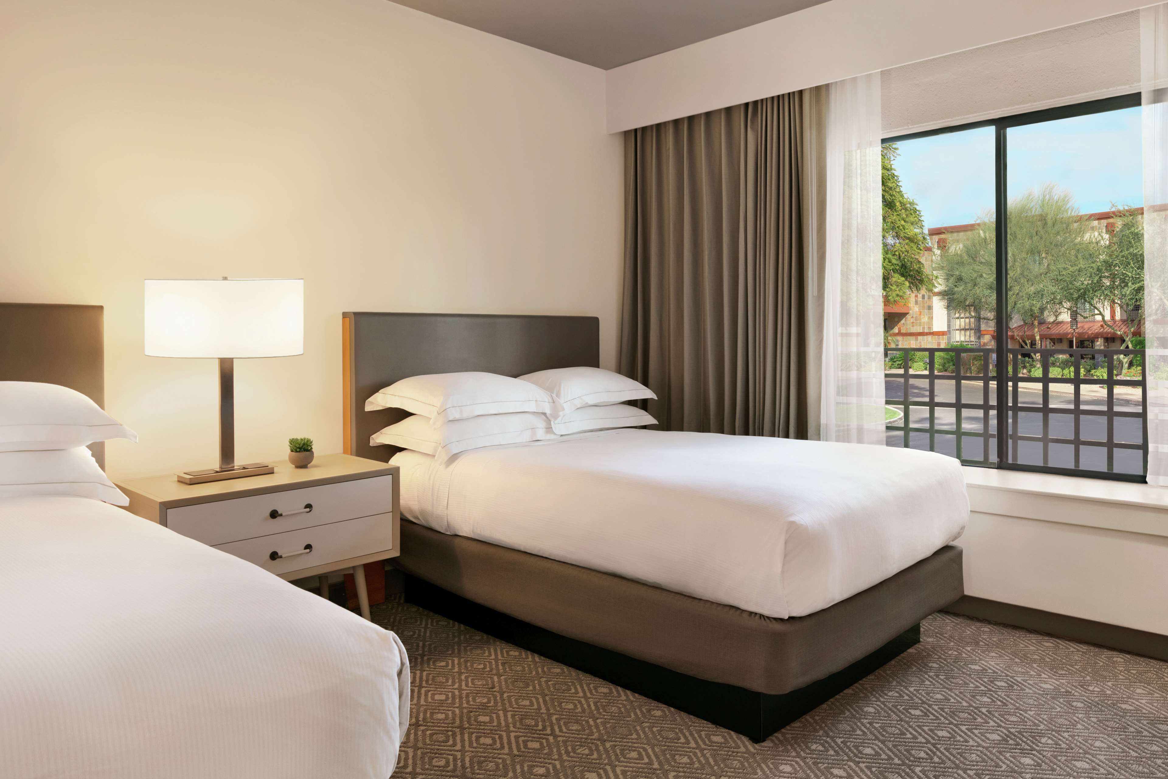 Hilton Scottsdale Resort & Villas Photo