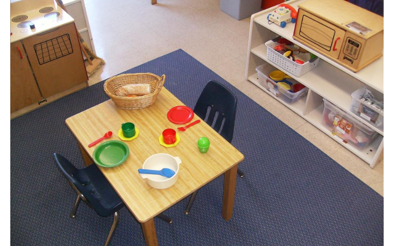 Private Kindergarten Home Living