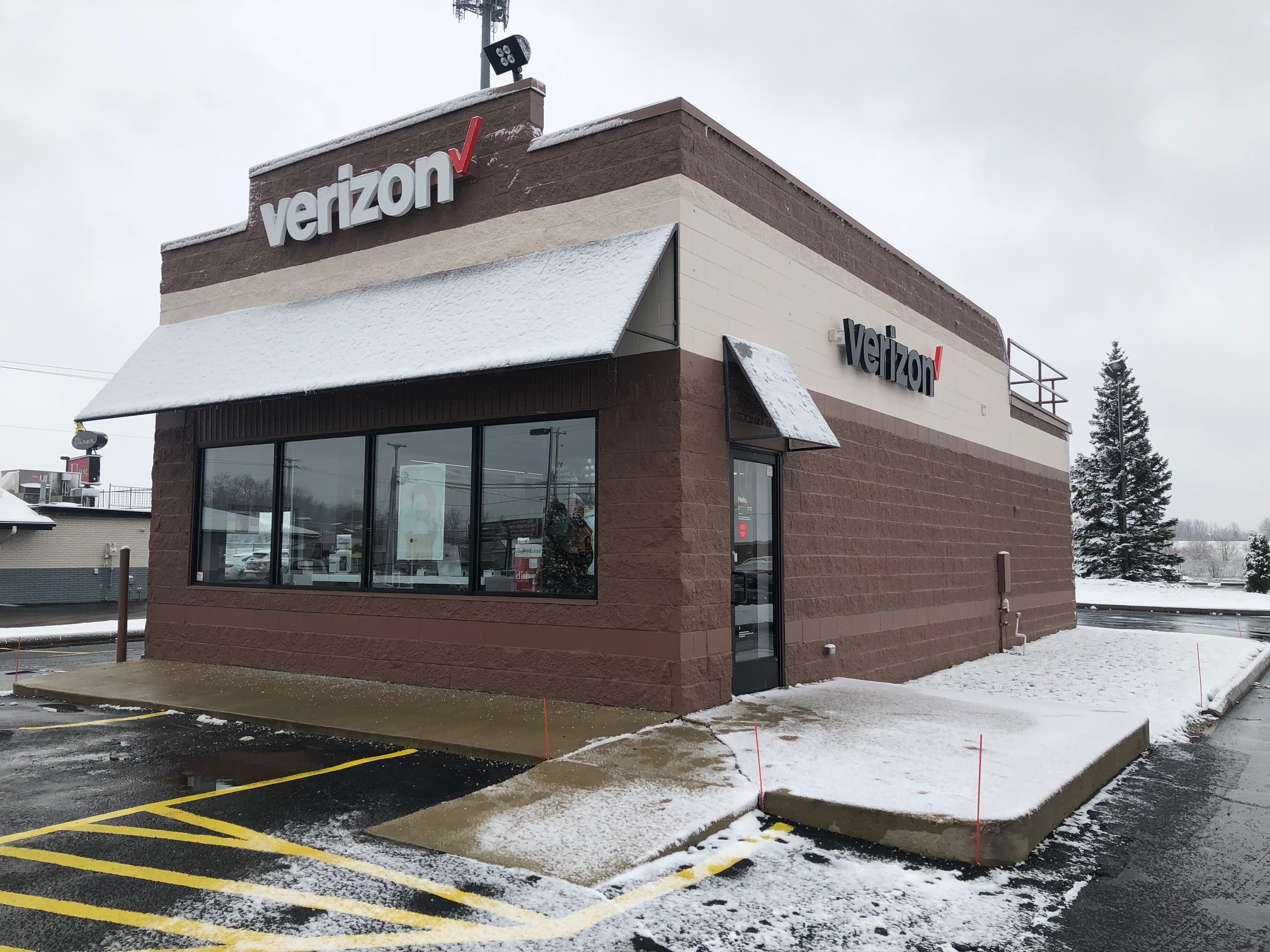 Verizon Authorized Retailer – GoWireless Photo